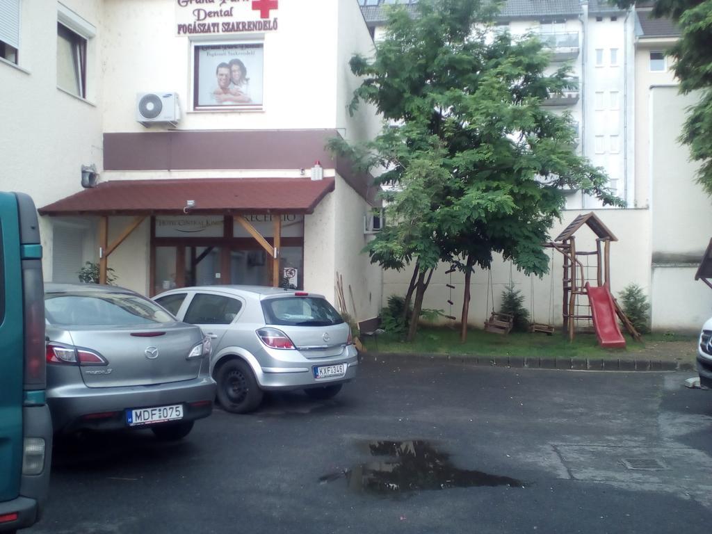 Hotel Central King Budapest Eksteriør billede